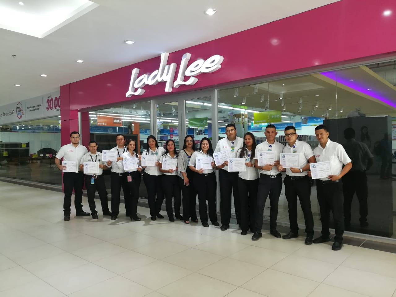 CELL y Equipo Lady Lee Honduras... ¡Vamos por más! Corporación Lady Lee